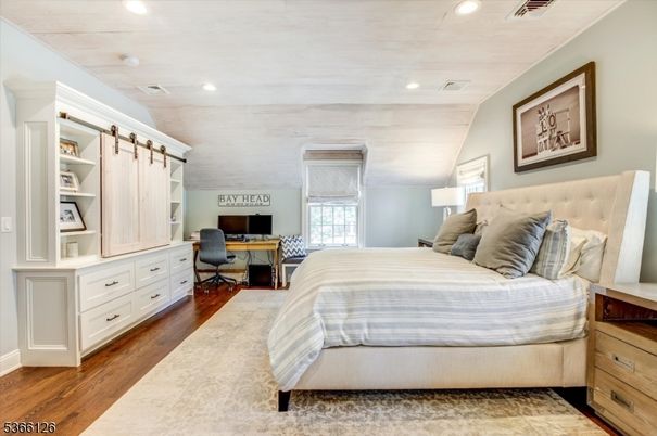 Bedroom, Home Office, Interior, Recessed Lighting, Wood Texture Flooring