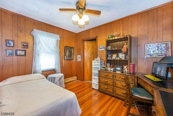 Bedroom, Home Office, Interior, Wood Texture Flooring, Wooden Walls