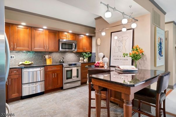 Interior, Kitchen, Pendant Lights, Recessed Lighting, Stainless Steel Appliances