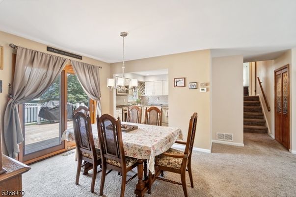 Chandelier, Dining room, Interior