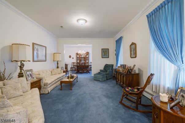 Chandelier, Dining room, Interior, Living room