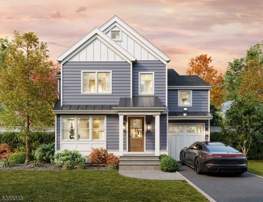 Attached, Exterior, Facade, Farmhouse