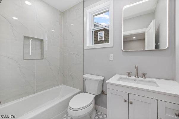 Bathroom, Interior, Marble Walls, Recessed Lighting