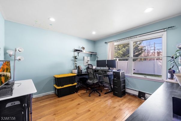 Home Office, Interior, Recessed Lighting, Wood Texture Flooring