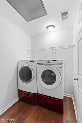 Interior, Utility Closets, Washer, Wood Texture Flooring