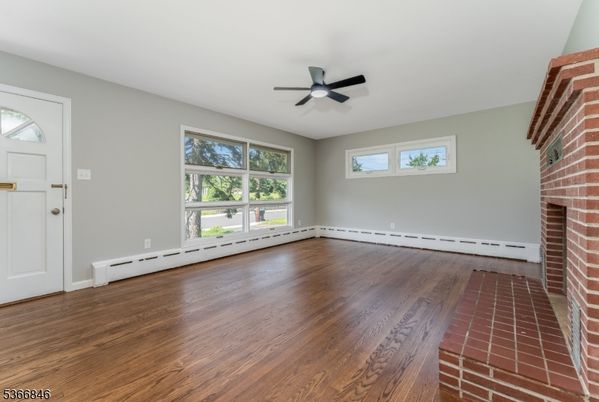 Empty room, Interior, Wood Texture Flooring