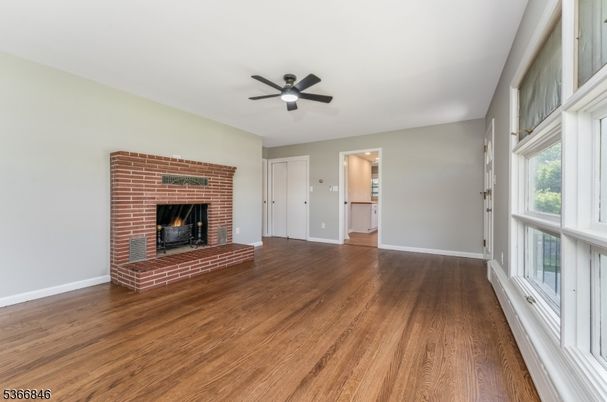 Empty room, Fireplace, Interior, Wood Texture Flooring
