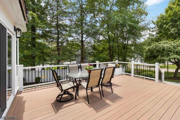 Exterior, Wood Texture Flooring
