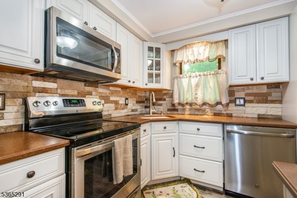 Interior, Kitchen, Stainless Steel Appliances