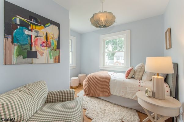 Bedroom, Interior, Pendant Lights, Wood Texture Flooring