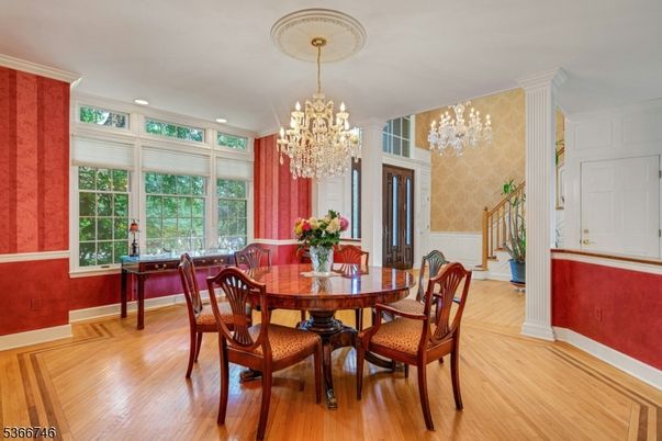 Chandelier, Dining room, Interior, Recessed Lighting, Wood Texture Flooring