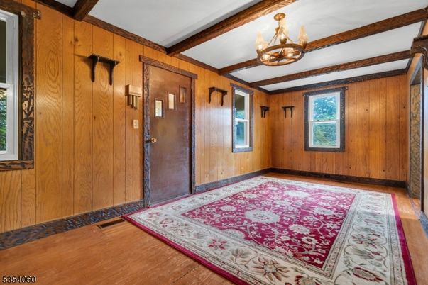 Chandelier, Empty room, Interior, Wooden Beams, Wood Texture Flooring, Wooden Walls