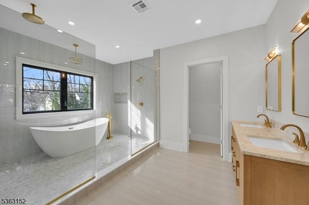Bathroom, Dual Sink Vanities, Free Standing Baths, Glass Shower, Interior, Recessed Lighting