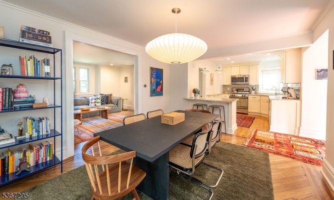 Dining room, Interior, Kitchen, Living room, Pendant Lights, Recessed Lighting, Stainless Steel Appliances, Wood Texture Flooring