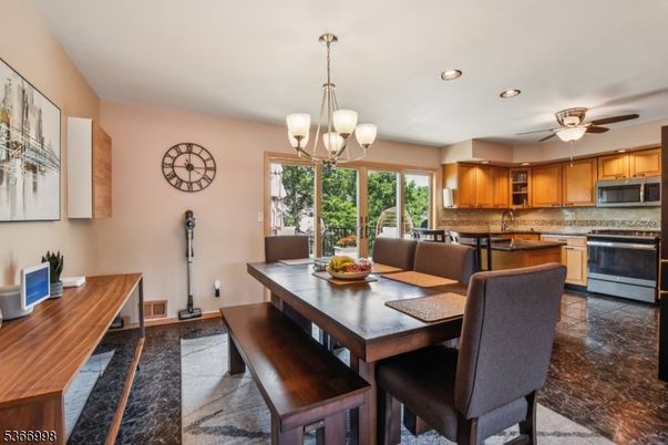 Chandelier, Dining room, Interior, Kitchen, Recessed Lighting