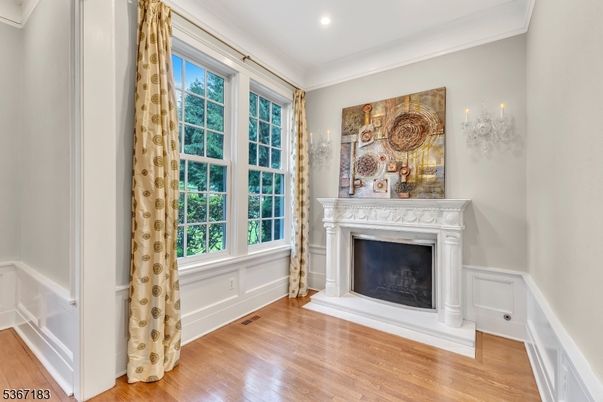 Fireplace, Interior, Recessed Lighting, Wood Texture Flooring