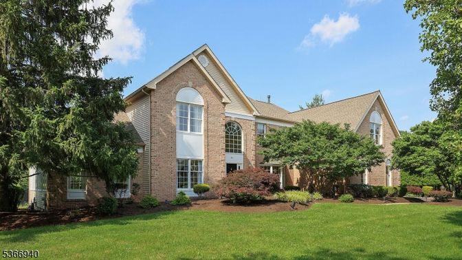 Exterior, Facade, Brick Facade, Brick Traditional