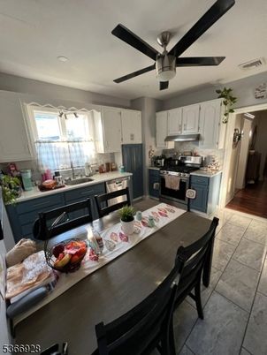 Dining room, Interior, Kitchen, Recessed Lighting, Wood Texture Flooring