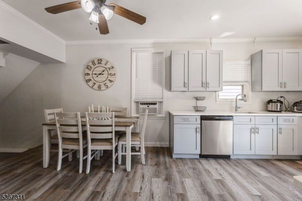 Dining room, Interior, Kitchen, Recessed Lighting, Wood Texture Flooring