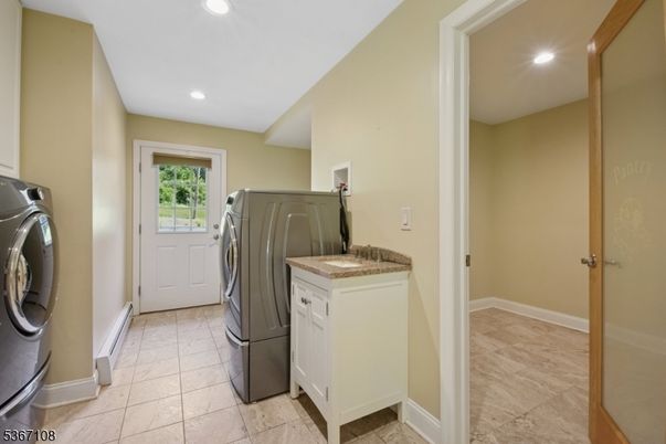 Interior, Recessed Lighting, Washer