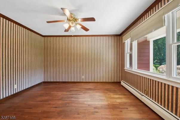 Empty room, Interior, Wood Texture Flooring
