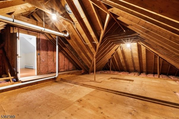 Empty room, Interior, Wooden Beams, Wooden Ceilings, Wooden Walls