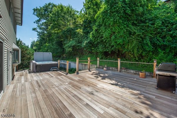 Exterior, Hot Tub