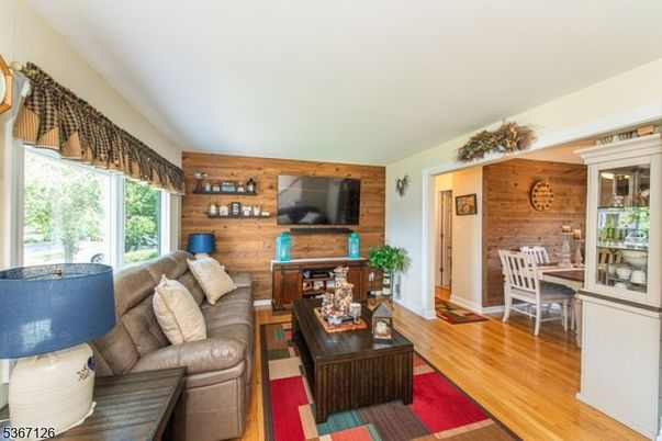 Dining room, Interior, Living room, Wood Texture Flooring, Wooden Walls