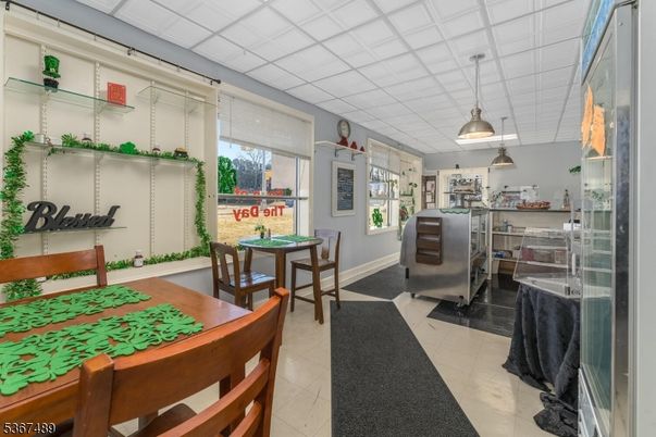 Dining room, Interior, Pendant Lights