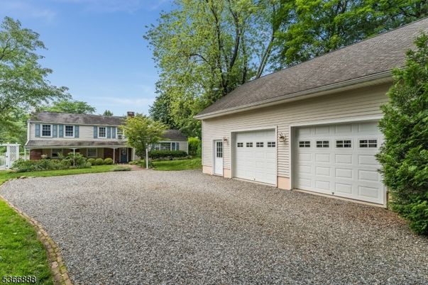 Backyard, Detached Garage, Exterior