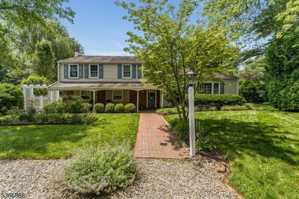 Backyard, Exterior, Facade, Georgian