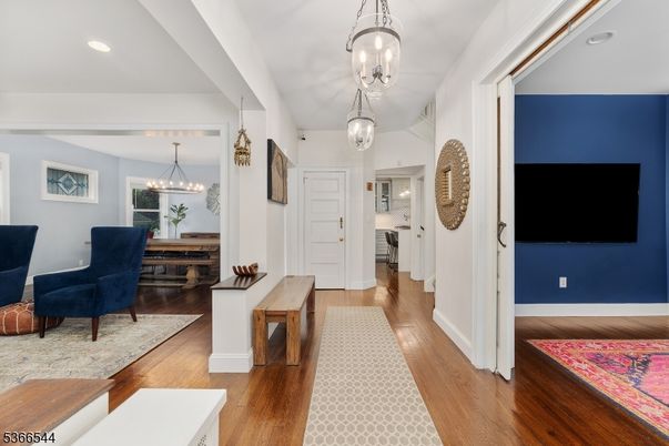 Chandelier, Dining room, Interior, Pendant Lights, Recessed Lighting, Wood Texture Flooring