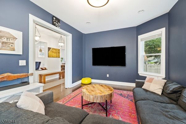 Interior, Living room, Recessed Lighting, Wood Texture Flooring