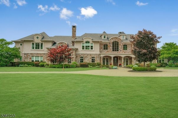 Backyard, Exterior, Facade, French Provincial
