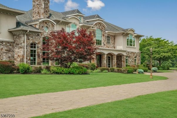 Backyard, Exterior, Facade, French Provincial
