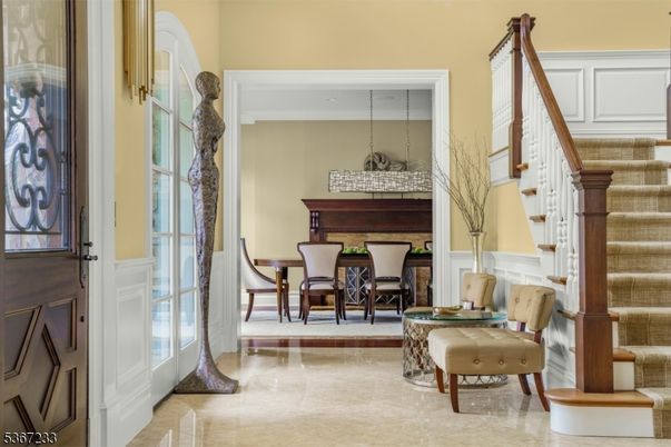 Chandelier, Dining room, Interior, Piano