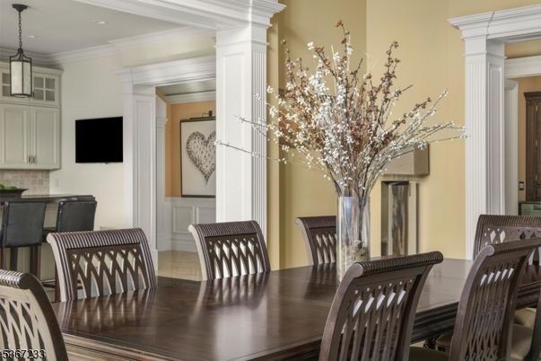 Dining room, Fireplace, Interior, Pendant Lights, Recessed Lighting