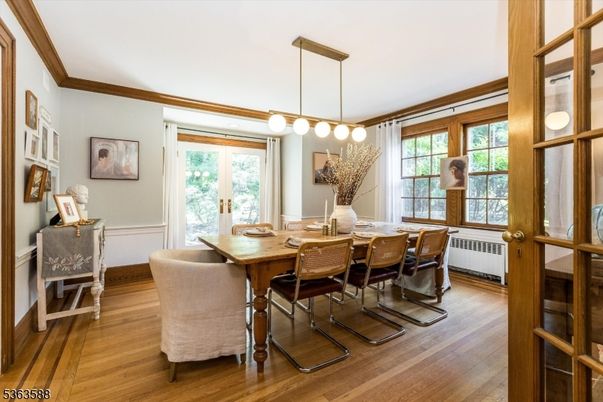 Dining room, Interior, Pendant Lights, Wood Texture Flooring