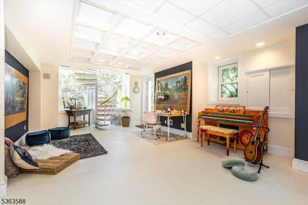 Home Office, Interior, Piano, Recessed Lighting