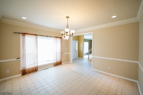 Chandelier, Empty room, Interior, Recessed Lighting