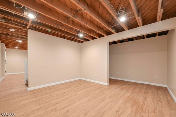 Empty room, Interior, Wooden Beams, Wooden Ceilings, Wood Texture Flooring