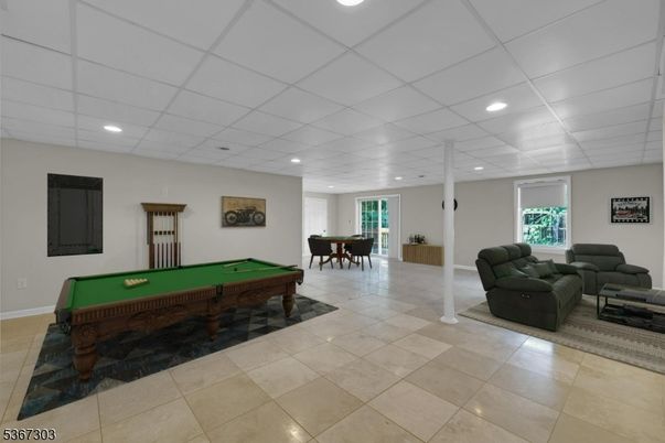 Billiard Table, Game Room, Interior, Recessed Lighting