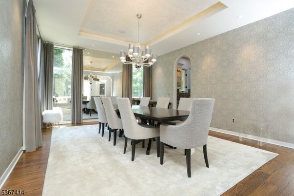 Chandelier, Dining room, Interior, Pendant Lights, Recessed Lighting, Wood Texture Flooring