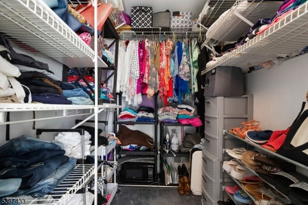 Interior, Walk-in Closets