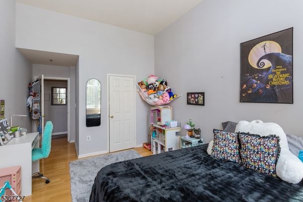 Bedroom, Home Office, Interior, Wood Texture Flooring