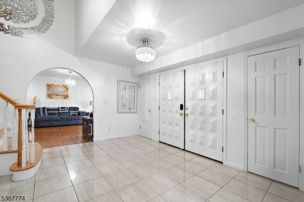 Chandelier, Interior, Wood Texture Flooring