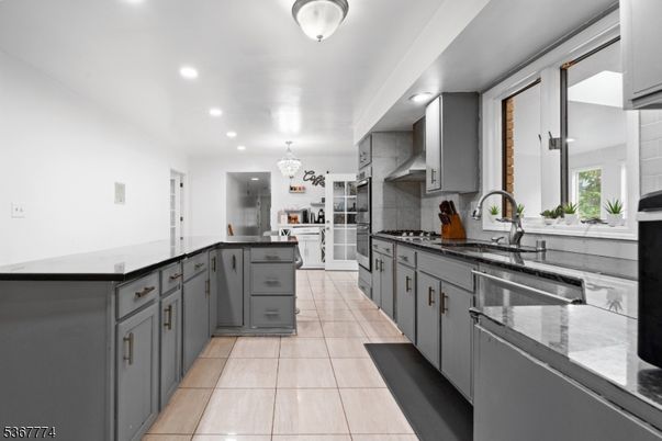 Chandelier, Interior, Kitchen, Recessed Lighting, Stainless Steel Appliances