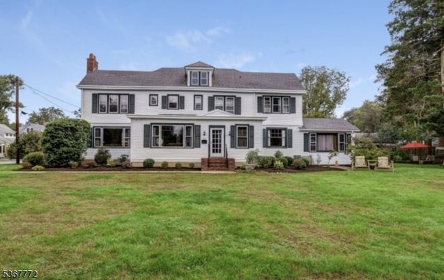 Backyard, Exterior, Facade, Georgian