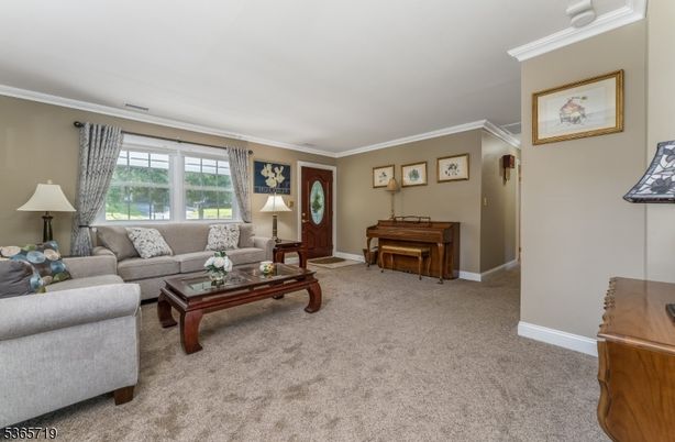 Interior, Living room, Piano