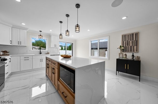 Interior, Kitchen, Marble, Pendant Lights, Recessed Lighting